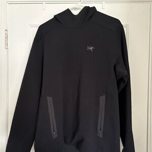 Arc'teryx Black Technical Pullover with Zip Pockets